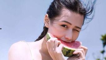 吃瓜语录少女,揭秘少女们的吃瓜日常